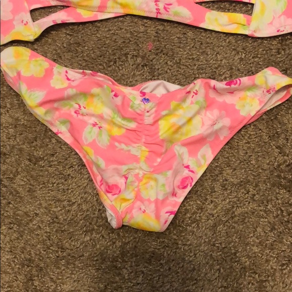 Victoria Secret Pink Floral Swimsuit - Picture 7 of 7